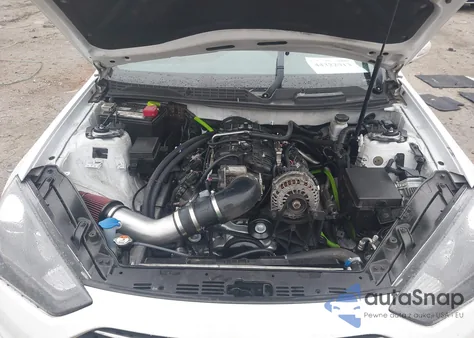 2014 Hyundai Genesis 3.8 Grand Touring z USA, uszkodzony, nr VIN KMHHU6KJ1EU118134